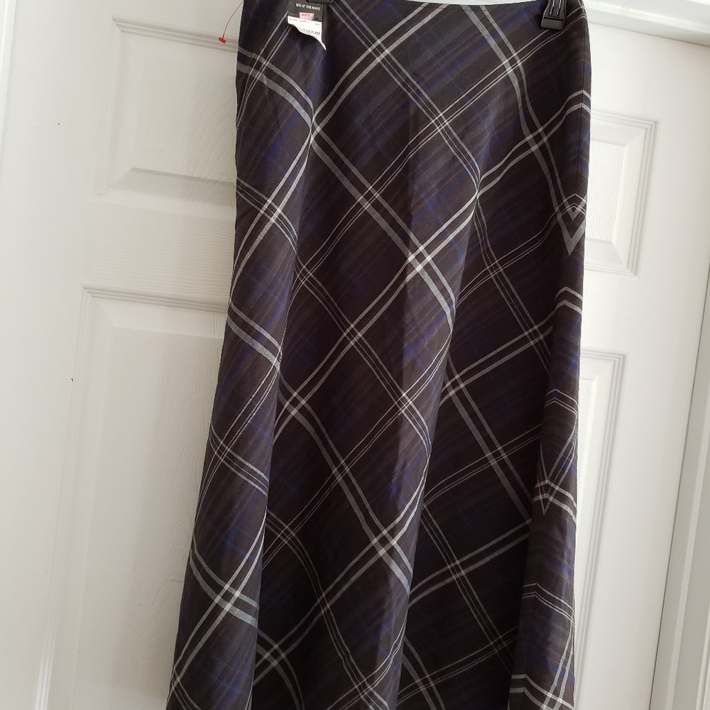 East 5th Skirt Size 10
